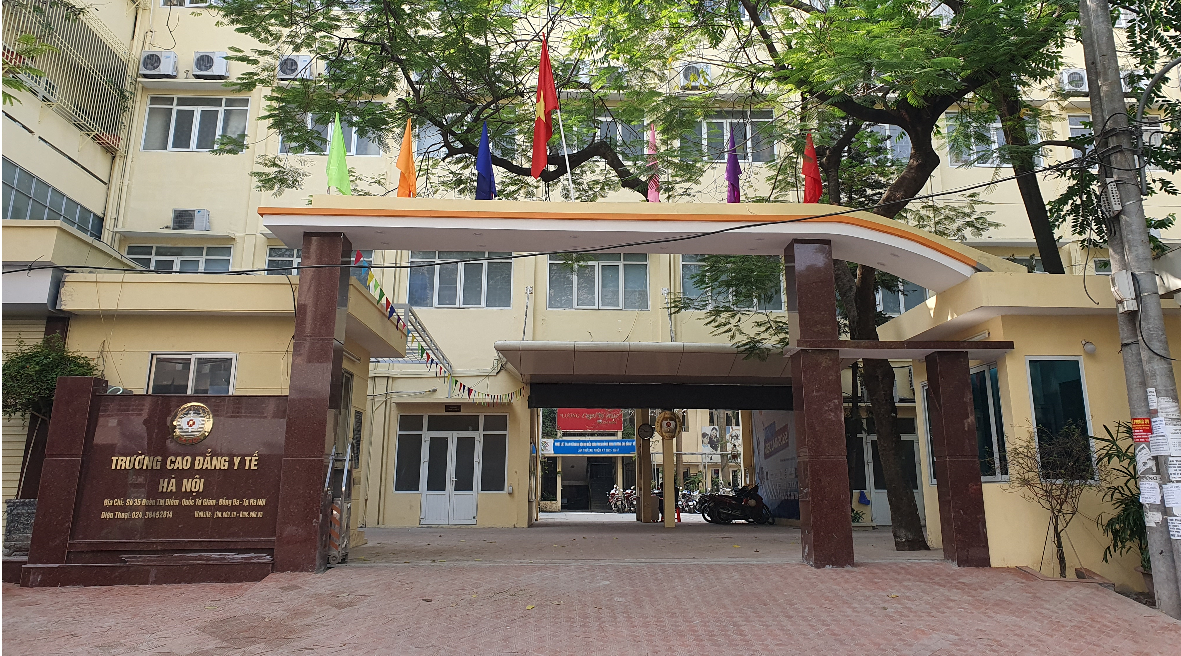 Lịch sử hình thành trường